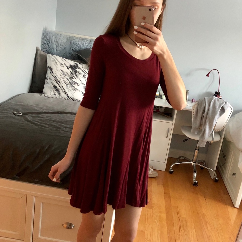 burgundy t-shirt dress